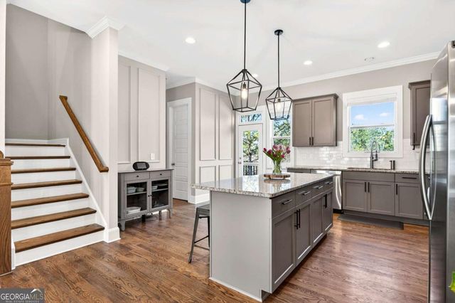 2144 Old Georgian Terrace NW, Atlanta, GA 30318