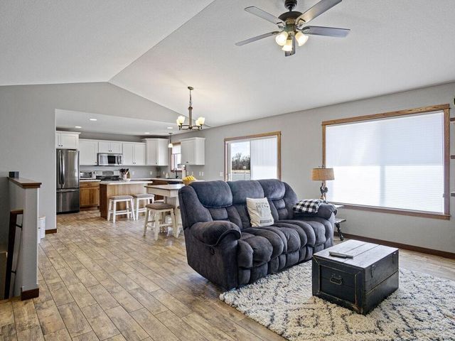 11313 39th Avenue, Chippewa Falls, WI 54729