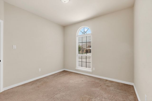 852 State Street, Desoto, TX 75115