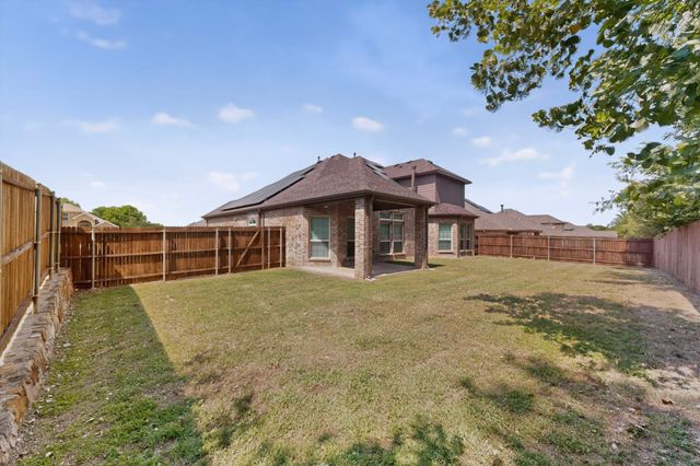 852 State Street, Desoto, TX 75115