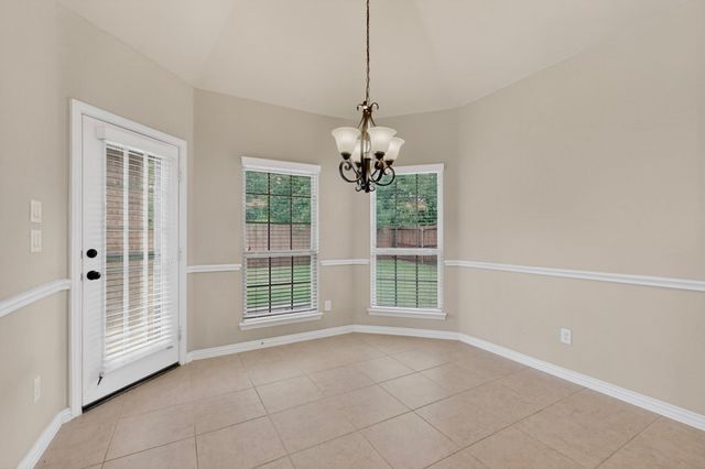 852 State Street, Desoto, TX 75115