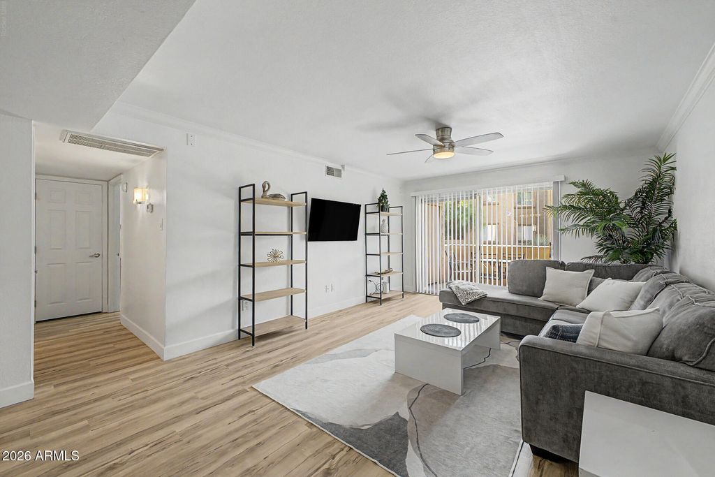 8256 E ARABIAN Trail 144, Scottsdale, AZ 85258 — photo 3