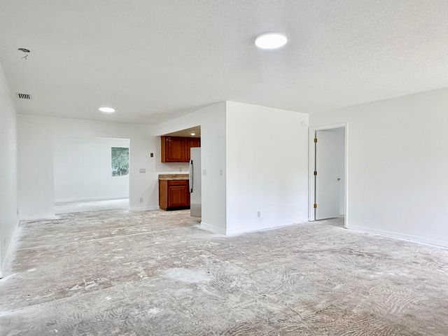 10531 151st Lane N, Jupiter, FL 33478