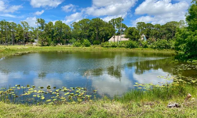 10531 151st Lane N, Jupiter, FL 33478