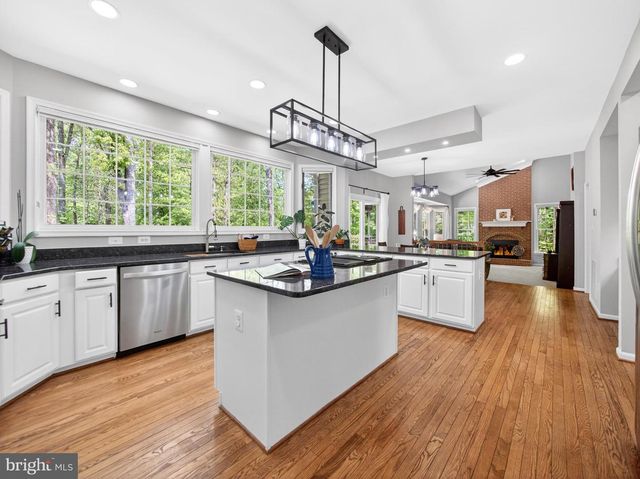 7633 AUGUSTINE WAY, Gaithersburg, MD 20879
