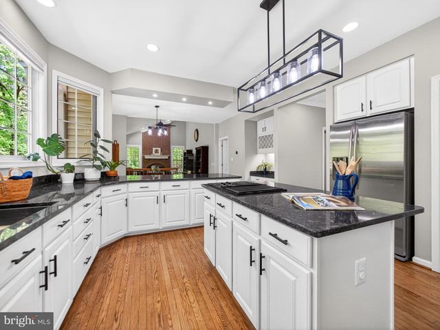 7633 AUGUSTINE WAY, Gaithersburg, MD 20879
