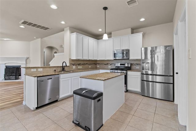 3011 Monticello Pines Ln Lane, League City, TX 77573