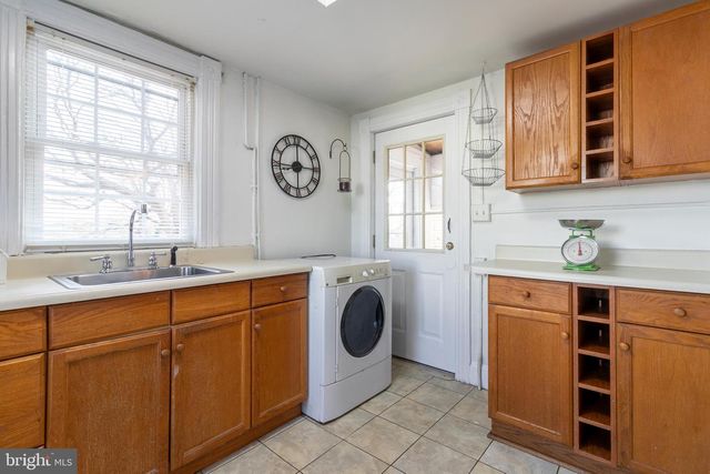 640 INGLESIDE AVE, Catonsville, MD 21228