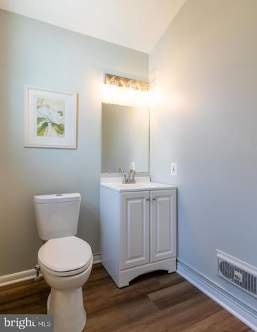 640 INGLESIDE AVE, Catonsville, MD 21228