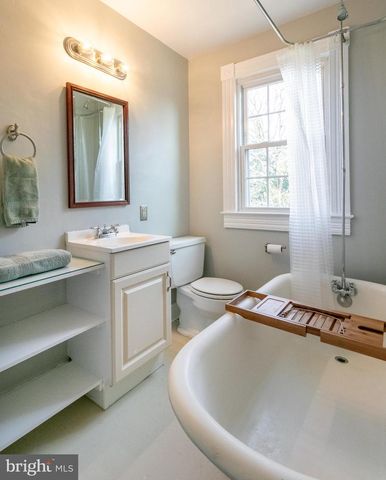 640 INGLESIDE AVE, Catonsville, MD 21228