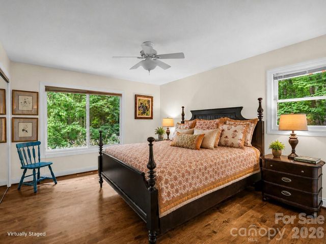 425 Winesap Boulevard, Lake Lure, NC 28746