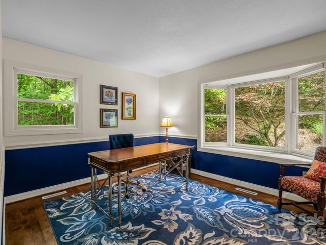 425 Winesap Boulevard, Lake Lure, NC 28746