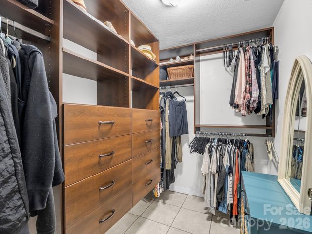 425 Winesap Boulevard, Lake Lure, NC 28746