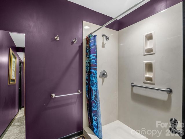 425 Winesap Boulevard, Lake Lure, NC 28746