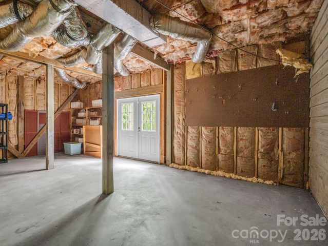 425 Winesap Boulevard, Lake Lure, NC 28746