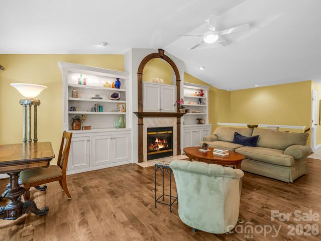425 Winesap Boulevard, Lake Lure, NC 28746