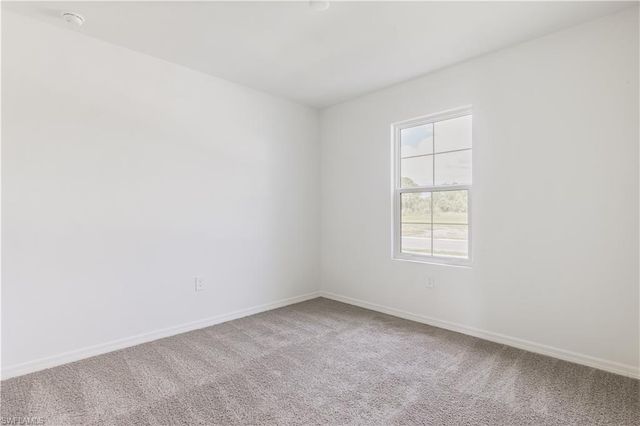 321 Lakeside Hideaway LN, Lehigh Acres, FL 33936