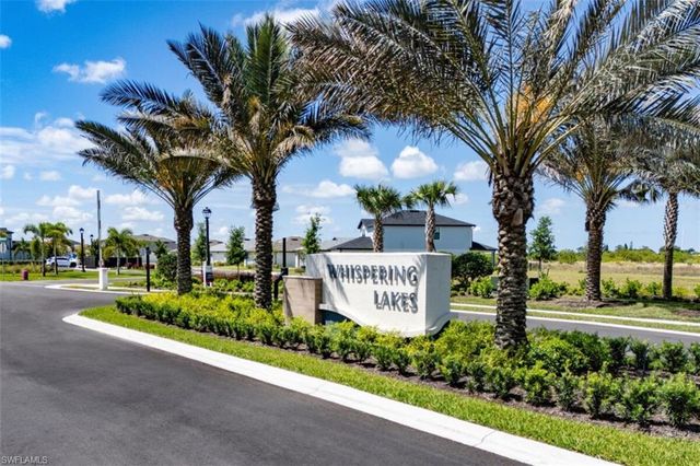321 Lakeside Hideaway LN, Lehigh Acres, FL 33936