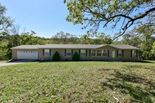 443 Newport Drive, Kirbyville, MO 65679
