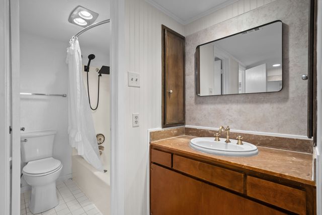 8504 Fairway Drive, Fort Worth, TX 76179