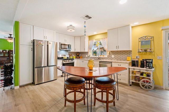 150 Hilligoss Drive, Cathedral City, CA 92234