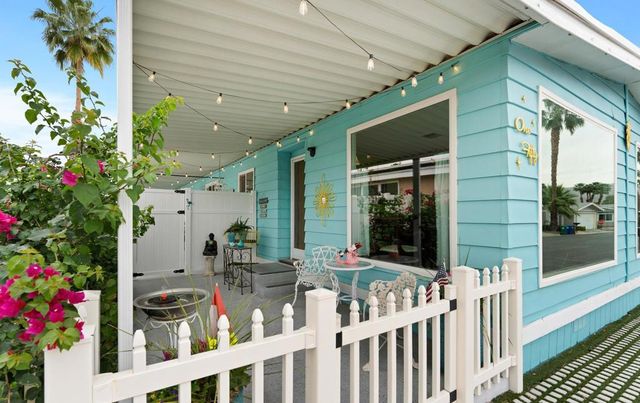 150 Hilligoss Drive, Cathedral City, CA 92234