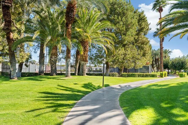 150 Hilligoss Drive, Cathedral City, CA 92234