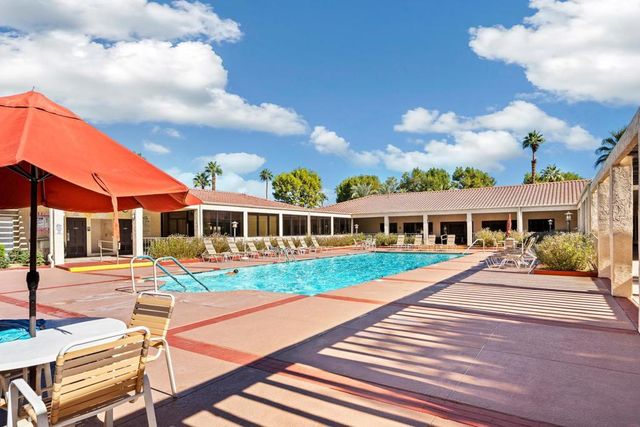 150 Hilligoss Drive, Cathedral City, CA 92234