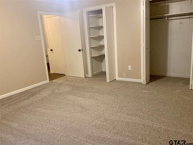 1823 Overbrook, Tyler, TX 75703