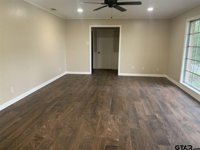 1823 Overbrook, Tyler, TX 75703