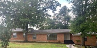 1823 Overbrook, Tyler, TX 75703