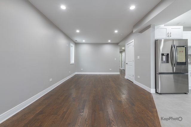 3044 W Irving Park Road, Chicago, IL 60618