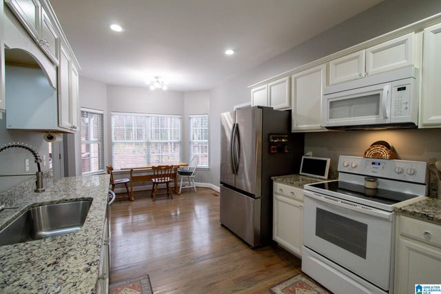 184 WALNUT STREET, Leeds, AL 35094