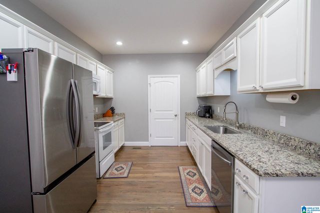 184 WALNUT STREET, Leeds, AL 35094