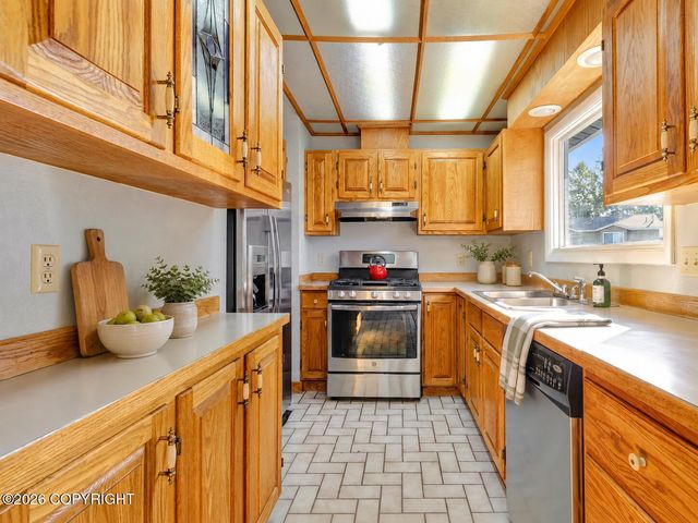 9348 Campbell Terrace Drive, Anchorage, AK 99502