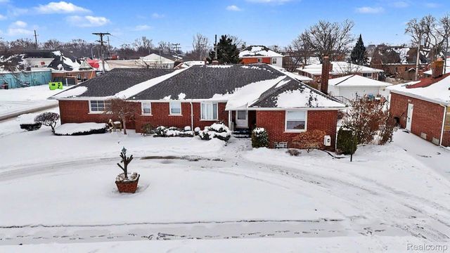 20880 Revere Street, St. Clair Shores, MI 48080