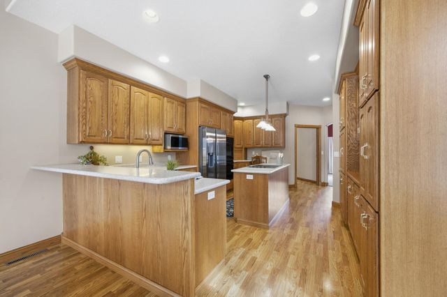 106 50th Avenue E, West Fargo, ND 58078
