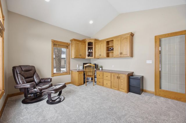 106 50th Avenue E, West Fargo, ND 58078