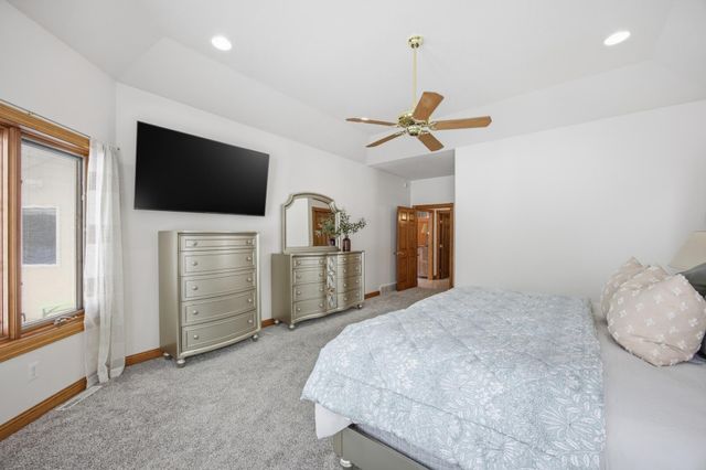 106 50th Avenue E, West Fargo, ND 58078