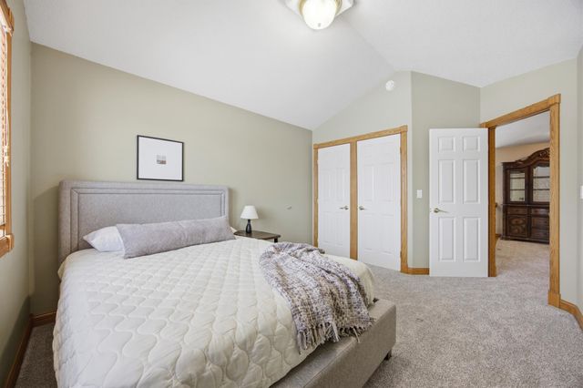 106 50th Avenue E, West Fargo, ND 58078