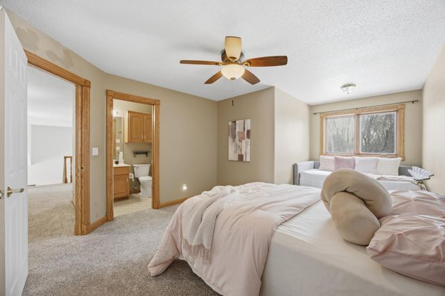 106 50th Avenue E, West Fargo, ND 58078