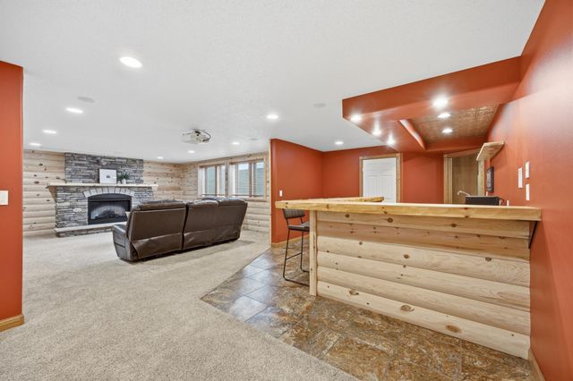 106 50th Avenue E, West Fargo, ND 58078