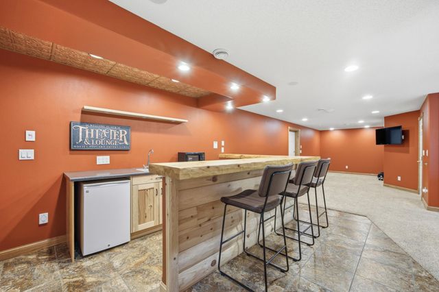 106 50th Avenue E, West Fargo, ND 58078