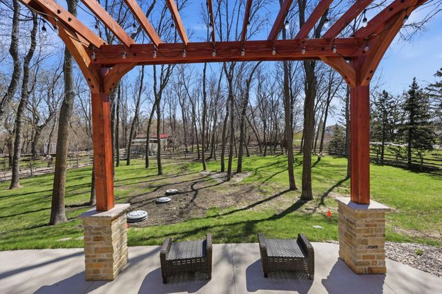 106 50th Avenue E, West Fargo, ND 58078