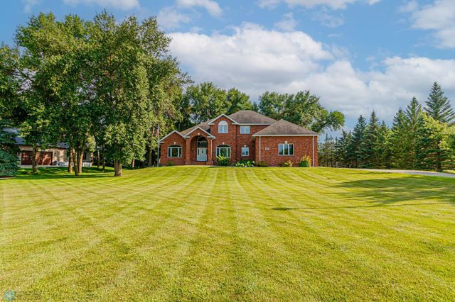 106 50th Avenue E, West Fargo, ND 58078