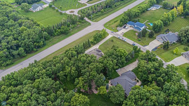 106 50th Avenue E, West Fargo, ND 58078