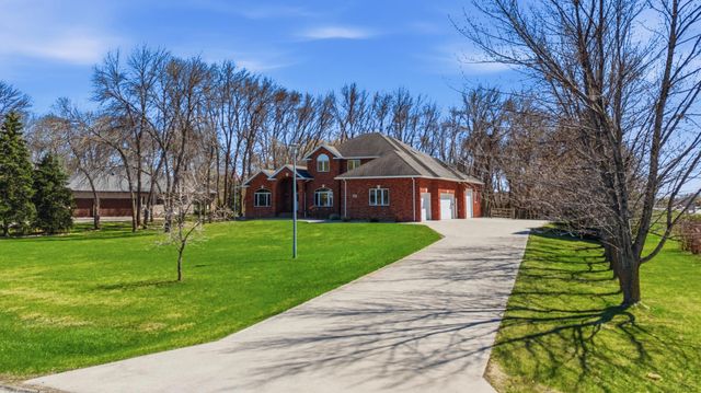 106 50th Avenue E, West Fargo, ND 58078