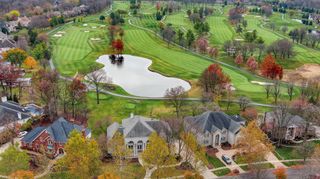 4206 Royal Fox Drive, St. Charles, IL 60174
