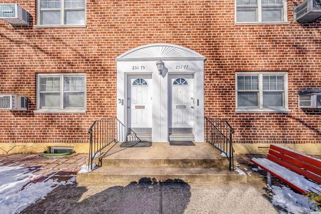 251-75 61st Avenue 2-702, Little Neck, NY 11362