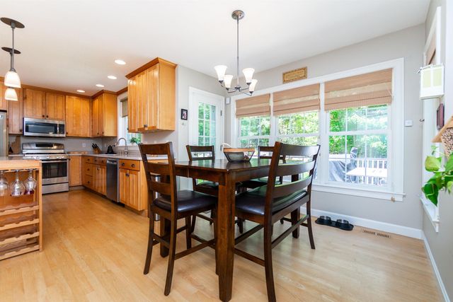 7 Linda Lane, Merrimack, NH 03054
